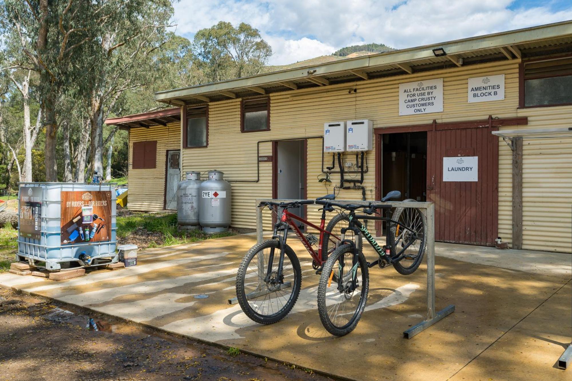 Bright Cabin Park Luaran gambar
