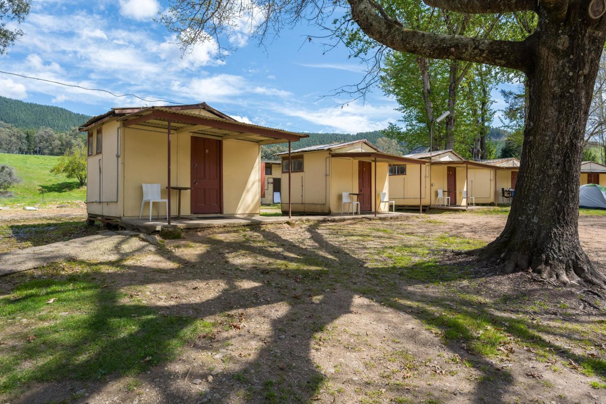 Bright Cabin Park Luaran gambar